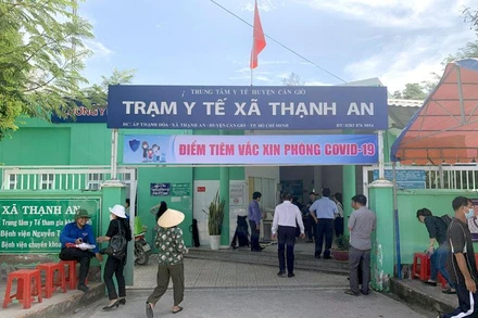 Tỷ lệ người dân đến khám tại Trạm y tế xã Thạnh An tăng lên đáng kể.