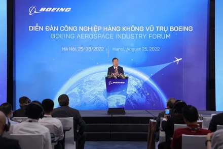 Giám đốc Boeing Vietnam Michael Nguyen chia sẻ cơ hội hợp tác ngành công nghiệp hàng không vũ trụ tại Diễn đàn Công nghiệp hàng không.