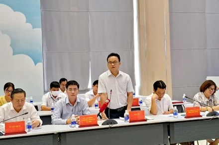 Phó Giám đốc Sở Y tế tỉnh Bình Dương Huỳnh Minh Chín thông tin về tình hình phòng, chống dịch bệnh truyền nhiễm vào chiều 1/11.