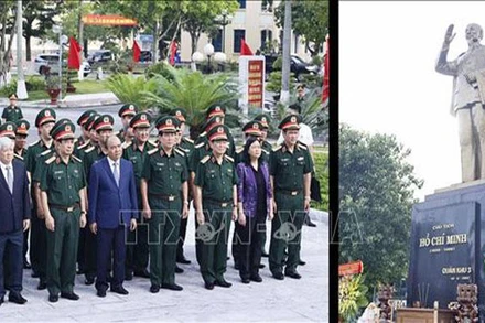 Chủ tịch nước Nguyễn Xuân Phúc cùng lãnh đạo Đảng, Nhà nước, TP Hải Phòng, Bộ Tư lệnh Quân khu 3, Bộ Tư lệnh Hải quân dâng hương tưởng nhớ Chủ tịch Hồ Chí Minh tại Bộ Tư lệnh Quân khu 3. 