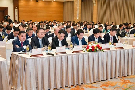 Quang cảnh hội nghị.