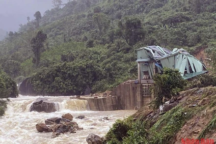 Hiện trường vụ sạt lở.