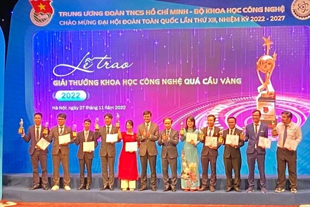 10 nhà khoa học nhận Giải thưởng Khoa học công nghệ Quả cầu vàng năm 2022.