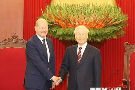 Tổng Bí thư Nguyễn Phú Trọng tiếp Thủ tướng Đức Olaf Scholz thăm chính thức Việt Nam. (Ảnh: Trí Dũng/TTXVN)