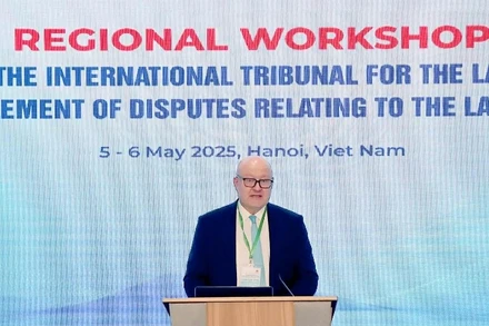 Chánh án Toà ITLOS Tomas Heidar đánh giá cao việc Chính phủ Việt Nam nói chung, Bộ Ngoại giao Việt Nam nói riêng đã hỗ trợ và đồng hành cùng ITLOS trong việc tổ chức Hội thảo khu vực lần này. (Ảnh: baoquocte.vn)