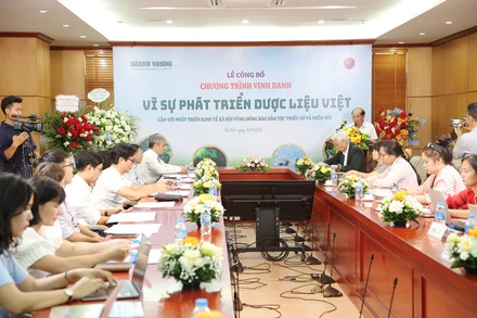 Lễ công bố Chương trình vinh danh "Vì sự phát triển dược liệu Việt".