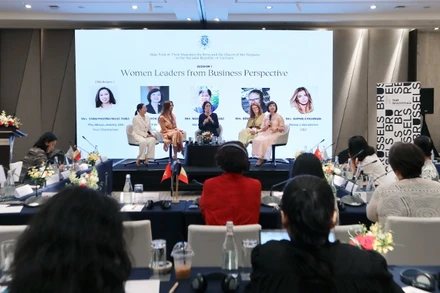 Quang cảnh diễn đàn. (Ảnh: ANH HUỲNH)