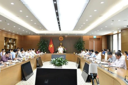 Quang cảnh buổi họp.