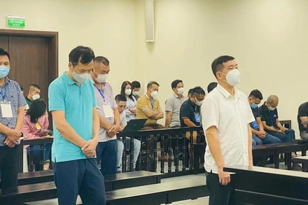 Các bị cáo tại buổi tuyên án.