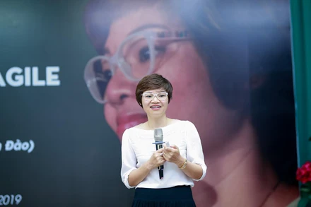 TS Vũ Anh Đào trong một buổi chia sẻ tại Thành phố Hồ Chí Minh năm 2019.