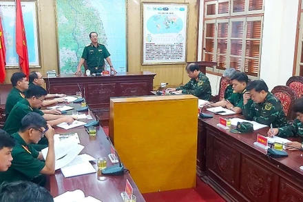 Thiếu tướng Cao Phi Hùng, Phó Tư lệnh Quân khu triển khai công tác phòng, chống bão số 4.