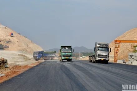 Thi công cao tốc đoạn Vĩnh Hảo-Phan Thiết, gói thầu XL-03.