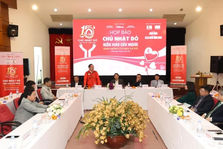 Quang cảnh buổi họp báo.