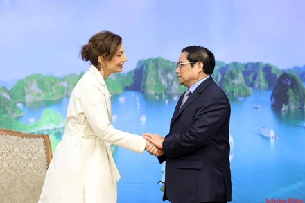 Thủ tướng Chính phủ Phạm Minh Chính đón Tổng Giám đốc Tổ chức Giáo dục, Khoa học và Văn hóa Liên hợp quốc (UNESCO) Audrey Azoulay.