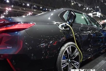 Một mẫu xe điện đến từ Đức. (Ảnh: TTXVN)