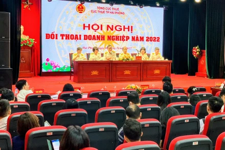 Quang cảnh hội nghị đối thoại với doanh nghiệp của Cục Thuế Hải Phòng.