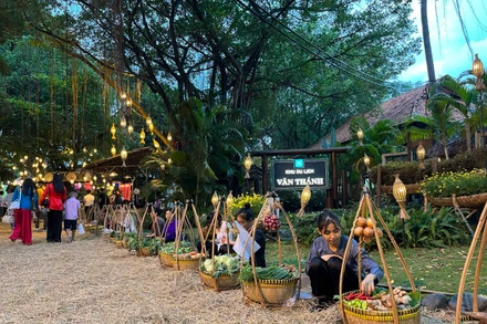 Góc chợ quê tại Lễ hội Văn hóa ẩm thực, Món ngon Saigontourist Group 2022.