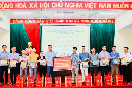 Tập đoàn Hanaka tri ân các gia đình chính sách