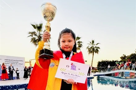 Kỳ thủ Nguyễn Vũ Bảo Châu giành ngôi vô địch. (Ảnh: Tổng cục Thể dục Thể thao)