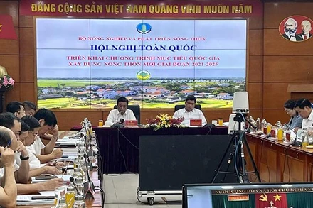 Hội nghị toàn quốc triển khai Chương trình Mục tiêu quốc gia xây dựng nông thôn mới.