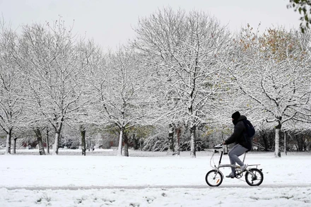 [Ảnh] Ngắm London những ngày băng tuyết phủ trắng xóa