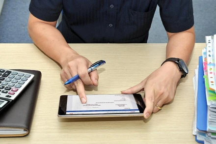 VNPT Invoice đã có sẵn nghiệp vụ mẫu biểu chứng từ khấu trừ thuế thu nhập cá nhân.