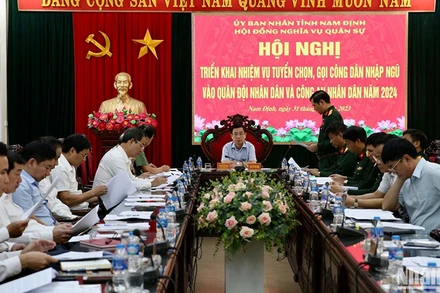 Quang cảnh hội nghị triển khai nhiệm vụ tuyển chọn, gọi công dân nhập ngũ của Hội đồng Nghĩa vụ quân sự tỉnh Nam Định.