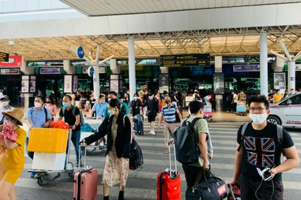 Thành phố Hồ Chí Minh tăng cường công tác kiểm dịch y tế tại các cửa khẩu để kiểm soát bệnh đậu mùa khỉ.