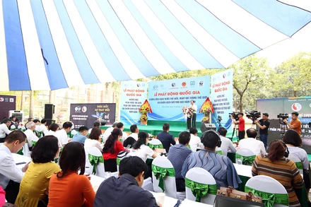 Thứ trưởng Tài nguyên và Môi trường phát biểu tại lễ phát động.