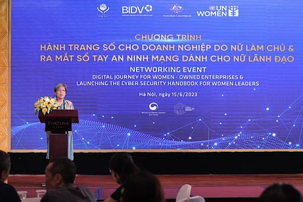 Ra mắt Sổ tay An ninh mạng dành cho nữ lãnh đạo.