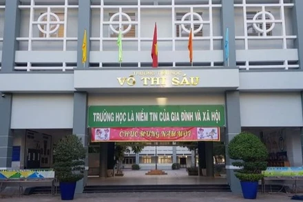 Trường tiểu học Võ Thị Sáu - nơi xảy ra vụ nghi ngờ ngộ độc thực phẩm. (Ảnh: Internet)