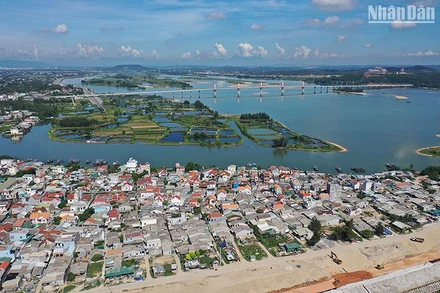 Sau sắp xếp, thành phố Quảng Ngãi có 3 phường và 2 xã.