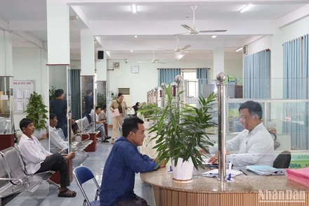 Thị xã Đức Phổ là địa phương dẫn đầu trong khâu thanh toán trực tuyến của tỉnh Quảng Ngãi