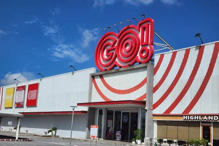 Trung tâm Thương mại và Siêu thị Hùng Cường Big C nằm tại phường Nghĩa Chánh, thành phố Quảng Ngãi, tỉnh Quảng Ngãi. 