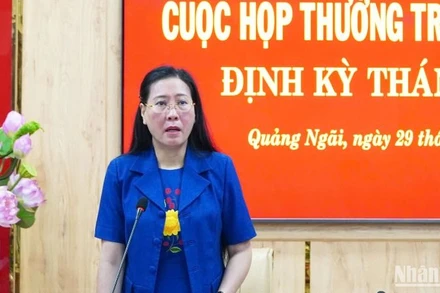 Bí thư Tỉnh ủy Quảng Ngãi Bùi Thị Quỳnh Vân, Trưởng Ban Chỉ đạo Tỉnh ủy về phòng, chống tham nhũng, tiêu cực phát biểu kết luận cuộc họp.