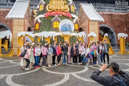 Từ 10/3/2025, giá vé Sun World Ba Na Hills cho người dân miền trung, Tây Nguyên giảm hơn 60%. (Ảnh: ANH ĐÀO)