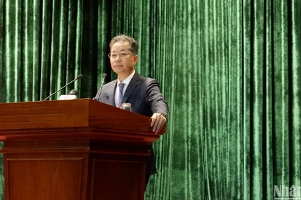 Đồng chí Nguyễn Văn Quảng, Ủy viên Trung ương Đảng, Bí thư Thành ủy, Trưởng đoàn đại biểu Quốc hội thành phố Đà Nẵng, phát biểu tại chương trình. (Ảnh: ANH ĐÀO)