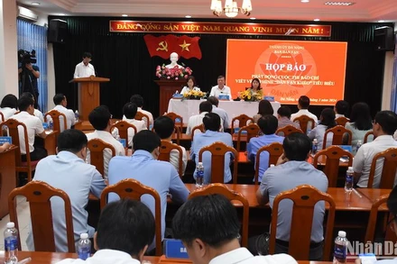 Đà Nẵng họp báo phát động cuộc thi báo chí viết về mô hình "Dân vận khéo". (Ảnh ANH ĐÀO)