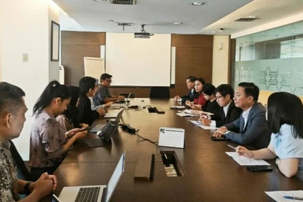 Đoàn công tác của thành phố Đà Nẵng làm việc với các hãng hàng không Garuda Indonesia và Citilink Indonesia. (Ảnh: Đoàn công tác cung cấp)