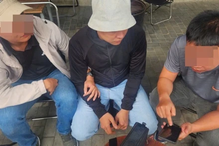 Sau hơn 16 giờ truy xét, lực lượng chức năng đã bắt giữ 4 đối tượng này. (Ảnh: Công an cung cấp)