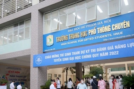 Chỉ tiêu, lịch thi vào lớp 10 Trường chuyên đại học Sư phạm Hà Nội 