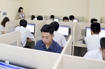 Thí sinh dự thi Đánh giá năng lực của Đại học Quốc gia Hà Nội.