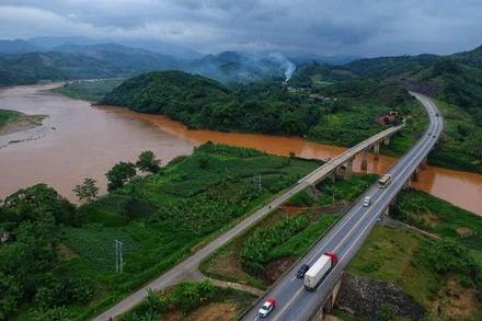 Cao tốc Nội Bài - Lào Cai đoạn giáp ranh giữa huyện Bảo Thắng và Bảo Yên