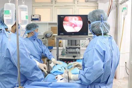 Ứng dụng công nghệ tiên tiến trong phẫu thuật tại Bệnh viện Phụ sản Hải Phòng.