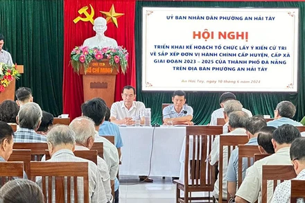 Hội nghị triển khai kế hoạch tổ chức lấy ý kiến cử tri về sắp xếp đơn vị hành chính cấp huyện, cấp xã giai đoạn 2023-2025 của thành phố Đà Nẵng trên địa bàn phường An Hải Tây.