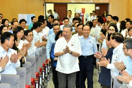 Tổng Bí thư Tô Lâm và các đại biểu dự hội nghị tiếp xúc cử tri thành phố Hà Nội.