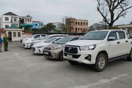 Số xe ô-tô trong vụ án.