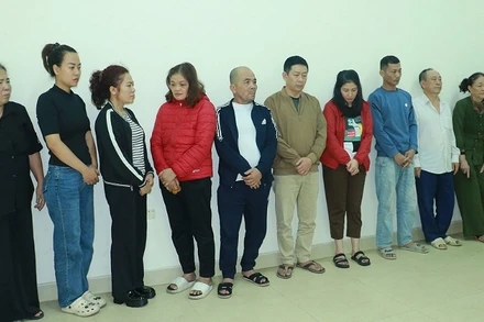 Các đối tượng bị cơ quan chức năng bắt giữ. (Ảnh: Công an Nghệ An cung cấp).