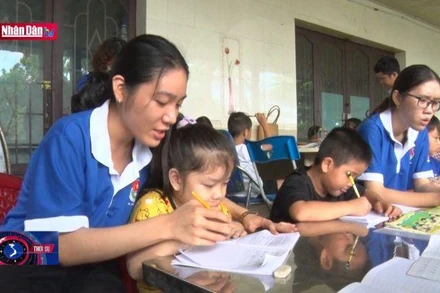 Khát vọng cống hiến, lẽ sống thanh niên