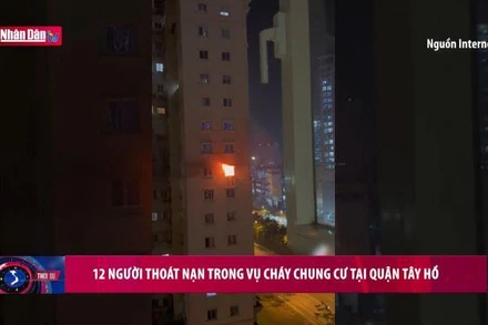12 người thoát nạn trong vụ cháy chung cư tại quận Tây Hồ